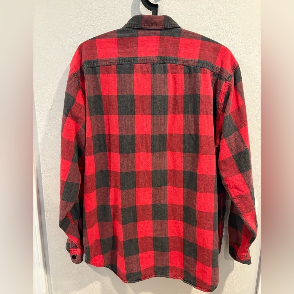 Vintage Y2K Men’s Levi’s Size L Plaid Flannel Shirt Red Black Grunge Style EUC - Picture 8 of 9